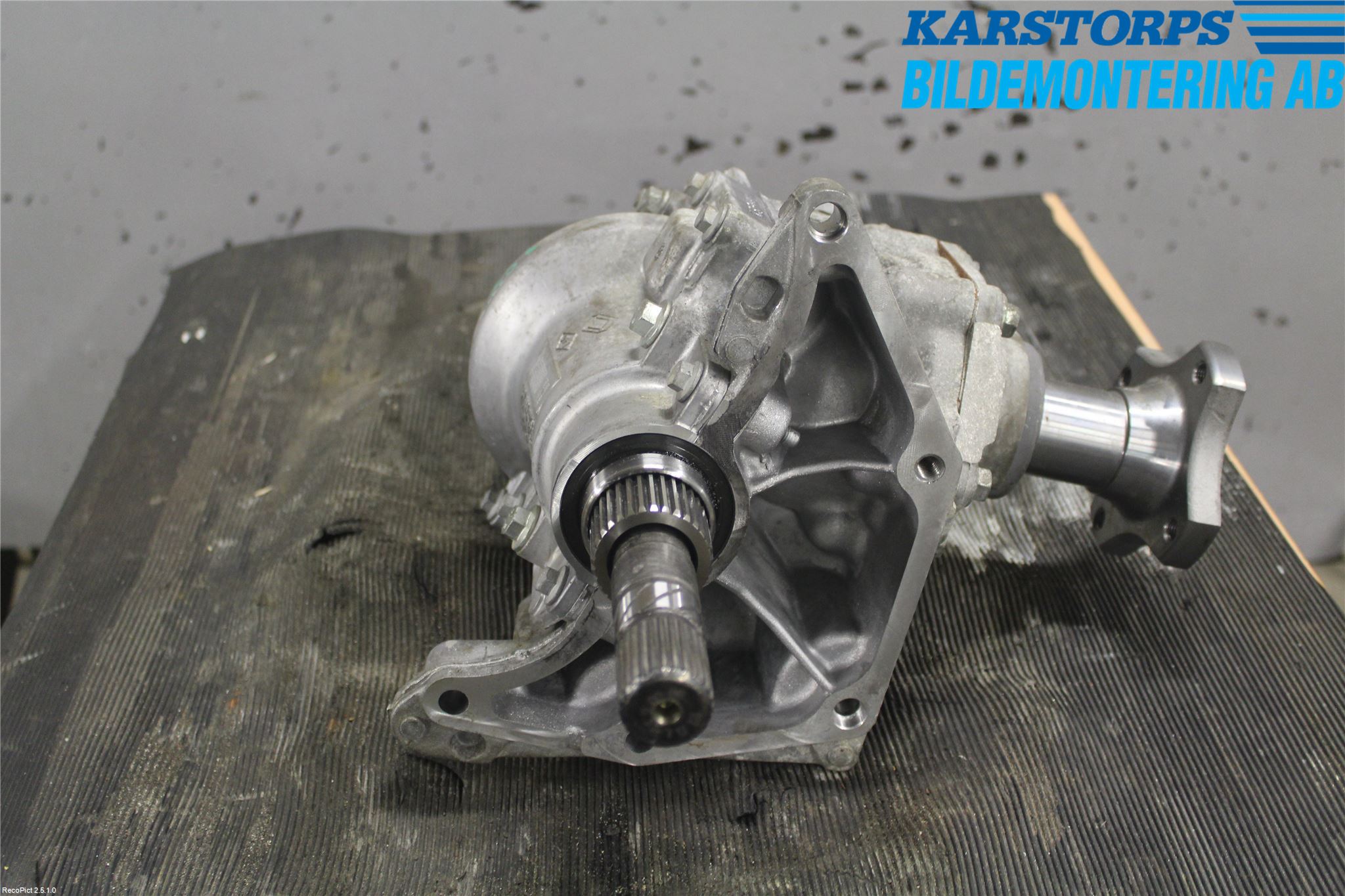 Dacia DUSTER 10-17 Växel Fördelningslåda