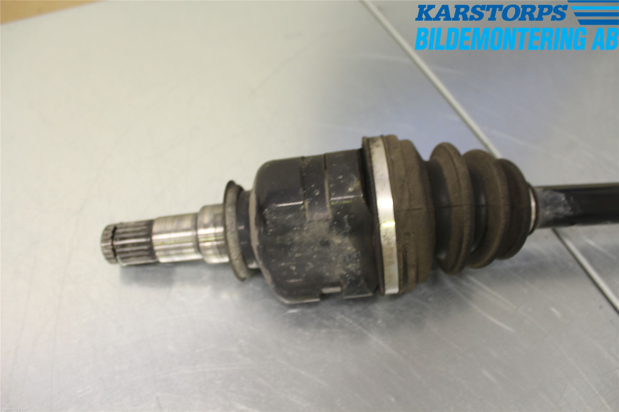 Toyota COROLLA VERSO 02-04 Drivaxel Fram Höger