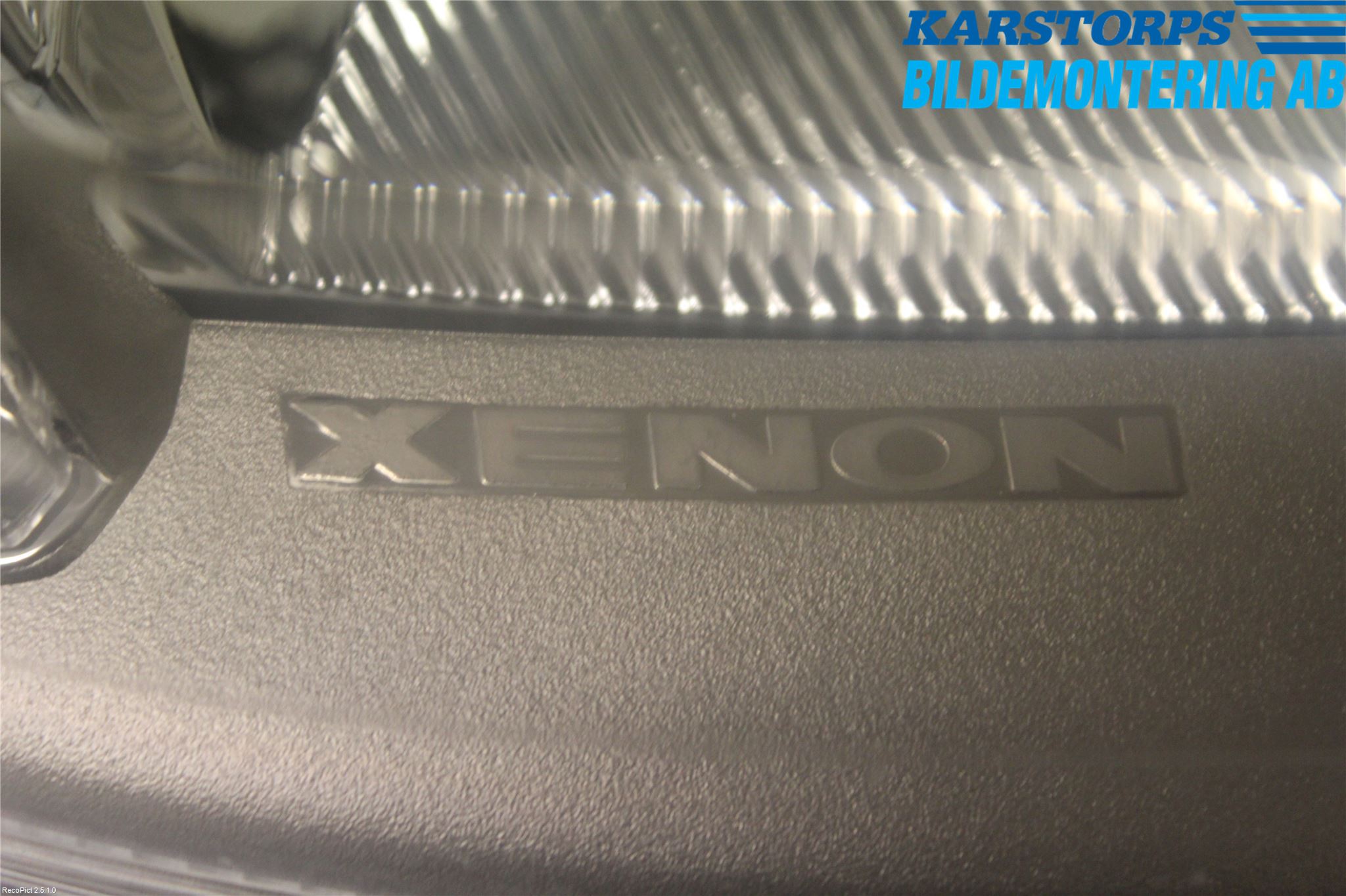 Renault LAGUNA II  01-05 Strålkastare Höger