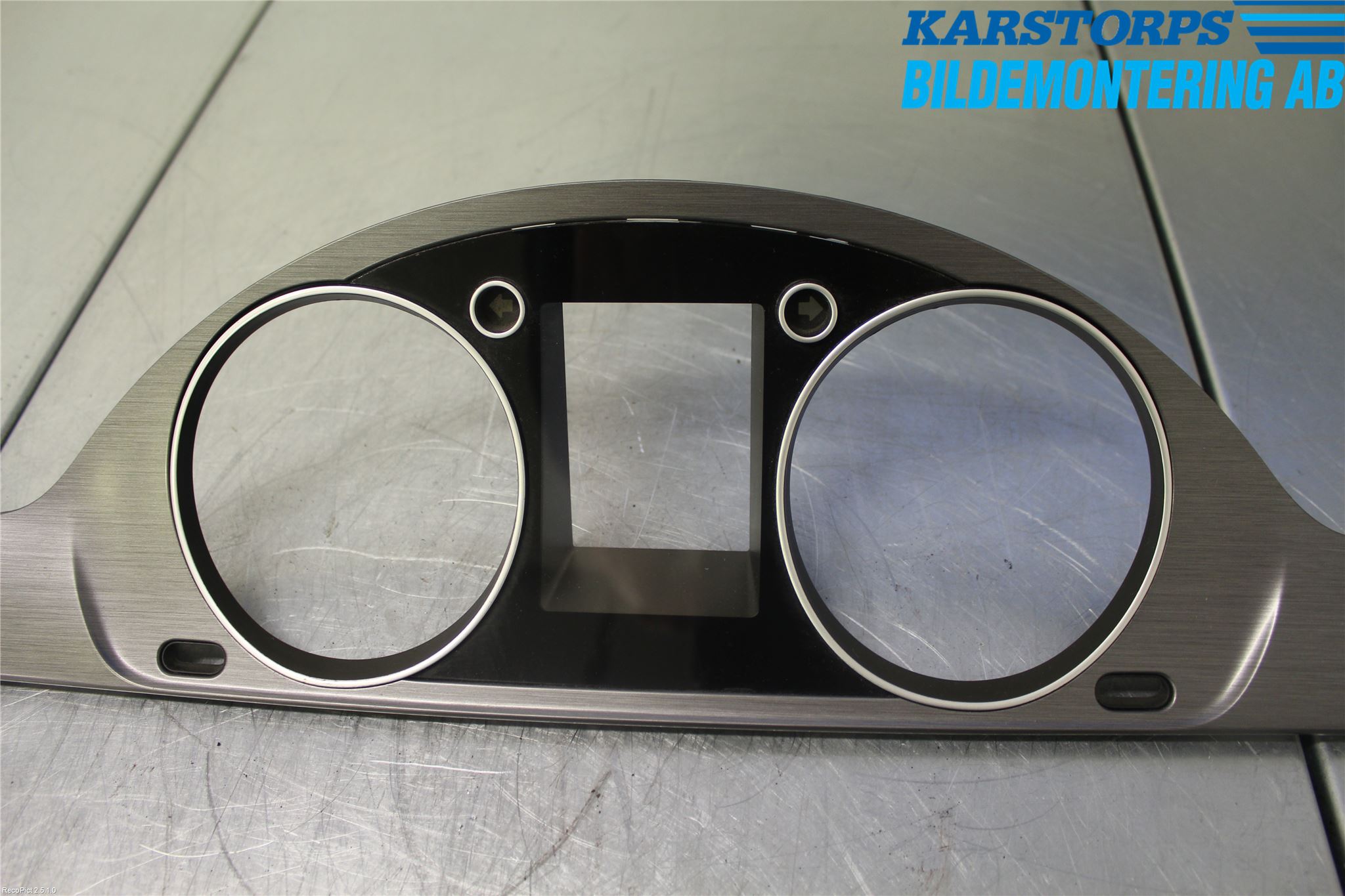 Volkswagen VW PASSAT 11-14 Instrumentsarg