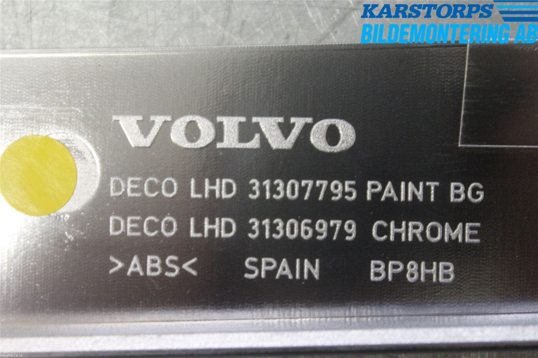 Volvo V40 CROSS COUNTRY 13-19 Instrumentbräda Inlägg-Dekorlist