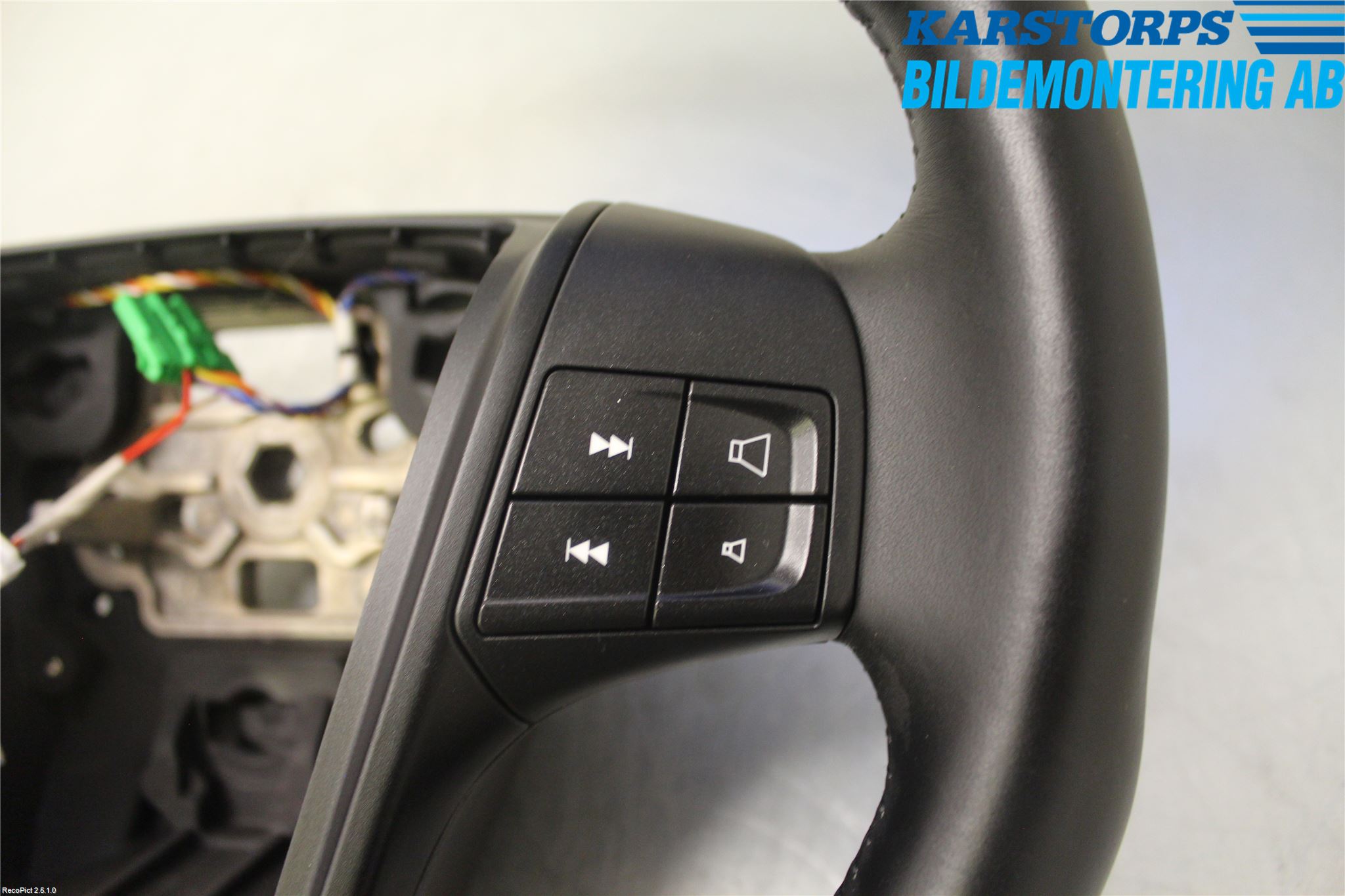 Volvo V60 11-13 Ratt