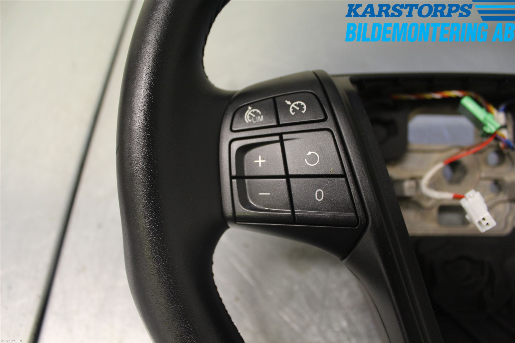 Volvo V60 11-13 Ratt