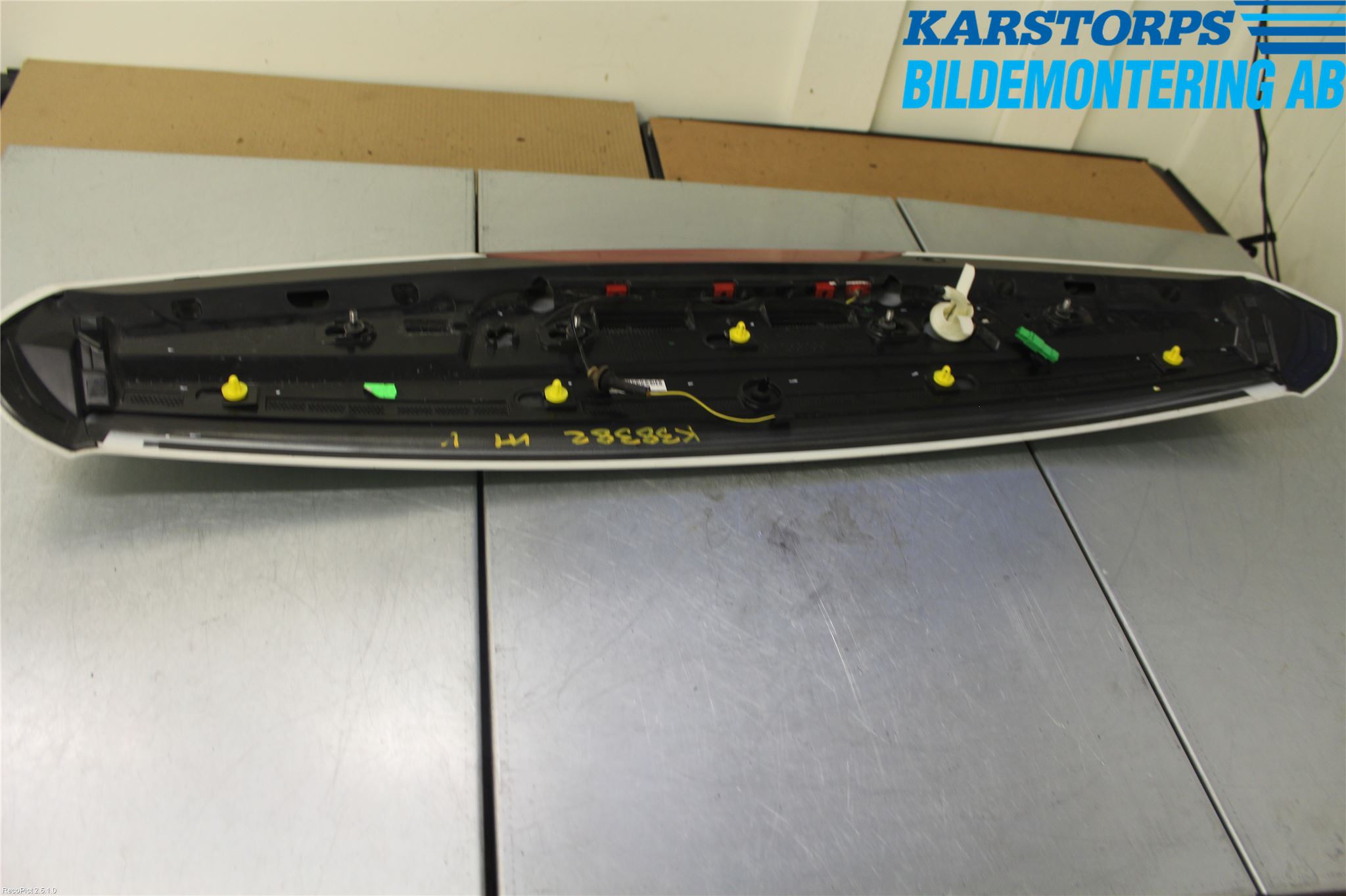 Volvo V60 11-13 Spoiler Baklucka