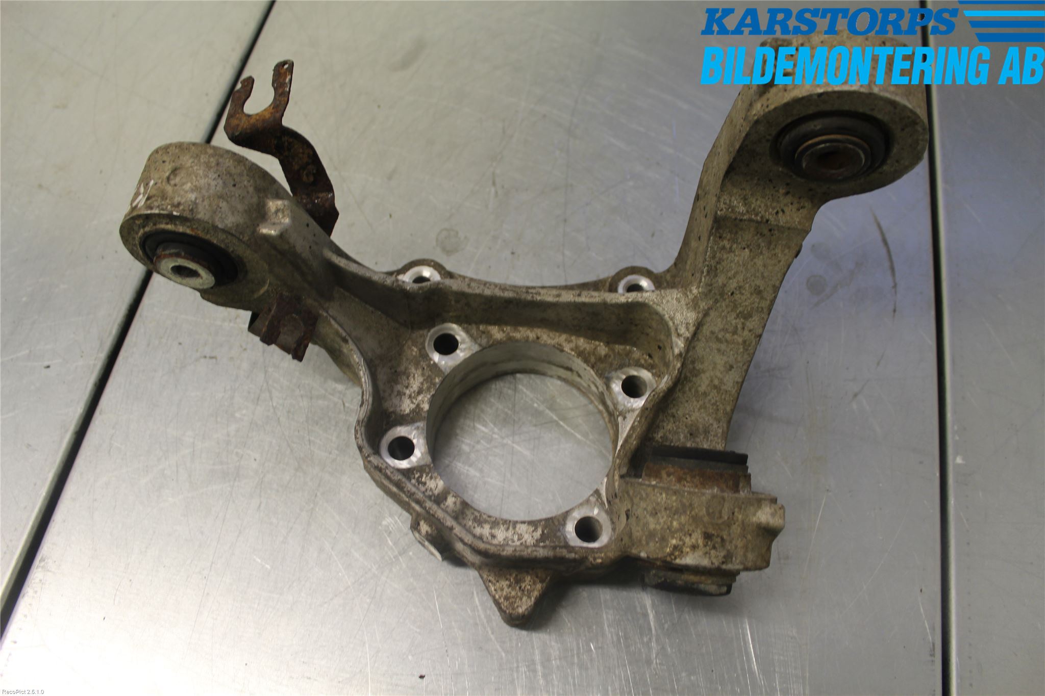 Alfa 159 Hjullagerhus-Spindel Hö B