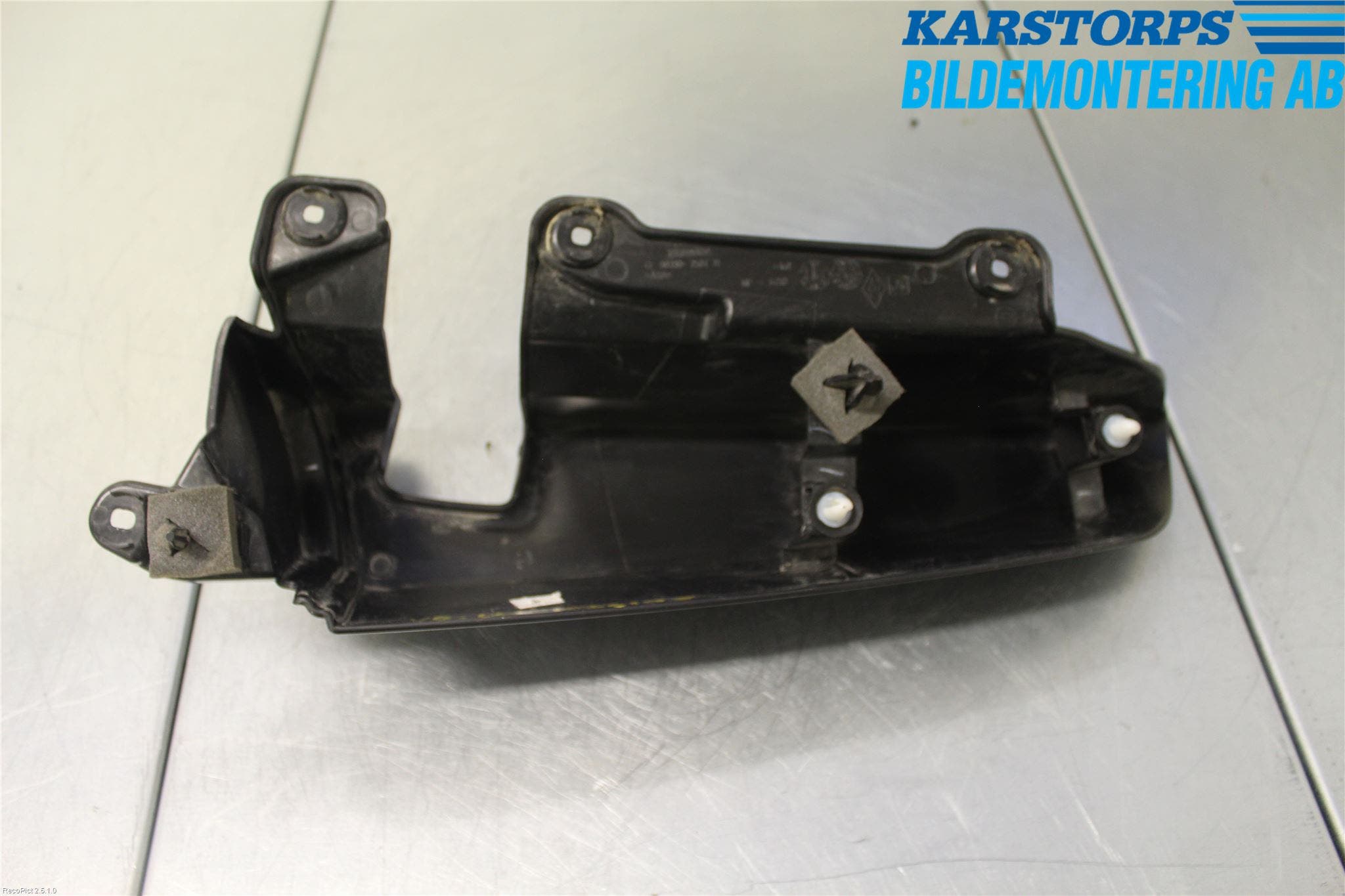 Dacia DOKKER 13- Bakljussarg