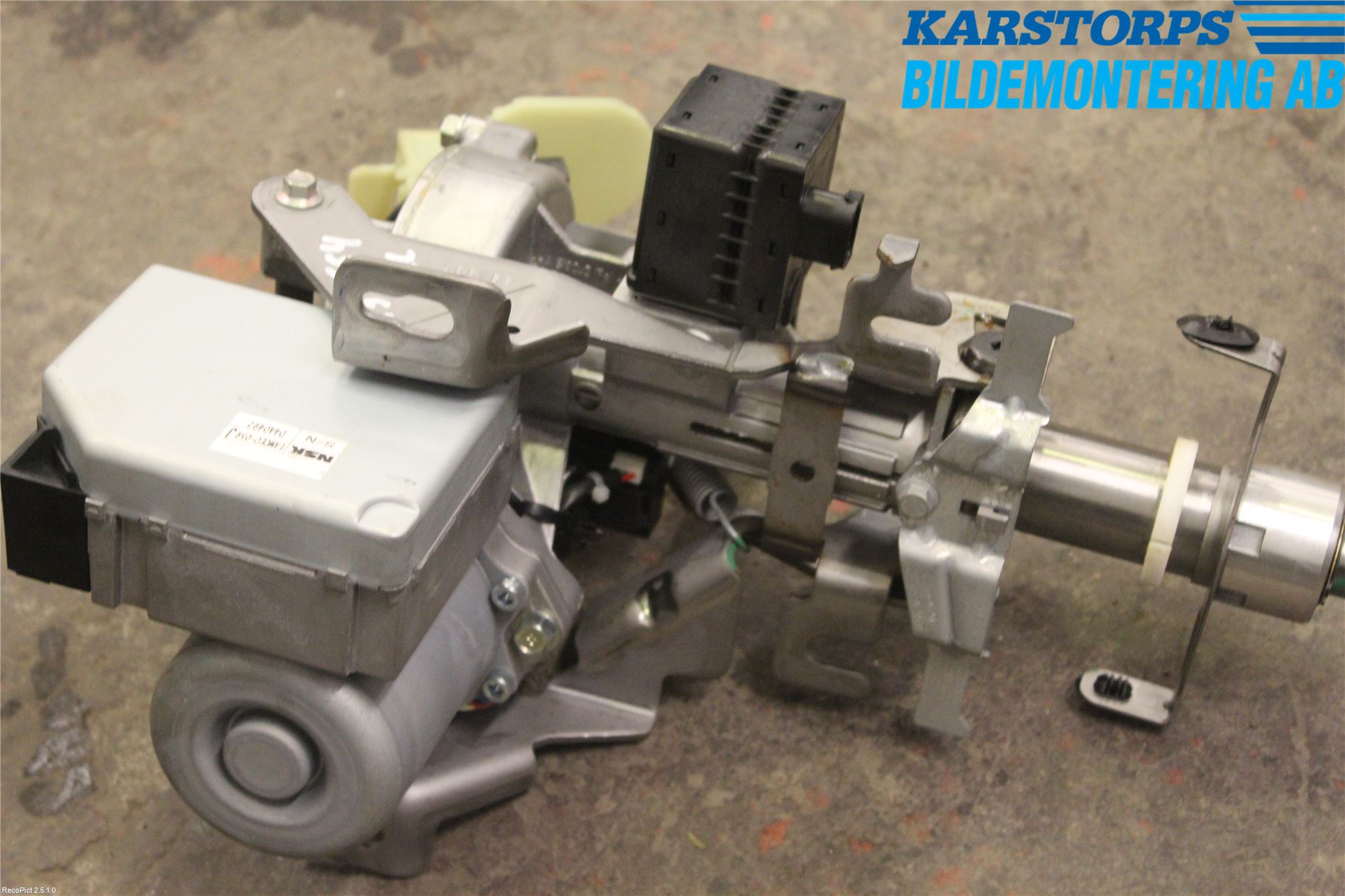 Renault SCÉNIC III / GRAND SCÉNIC 09-16 Rattaxelagg Justerbart