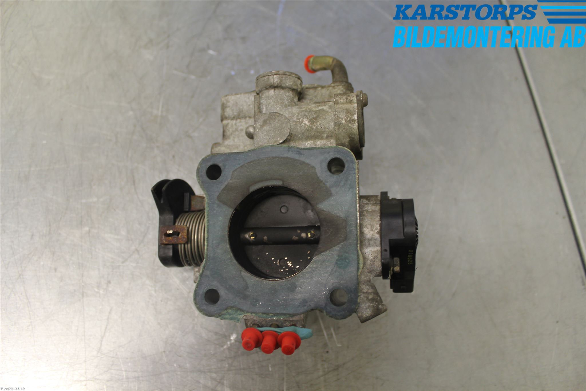 Mitsubishi SPACE STAR 98-05 Injspjällhus