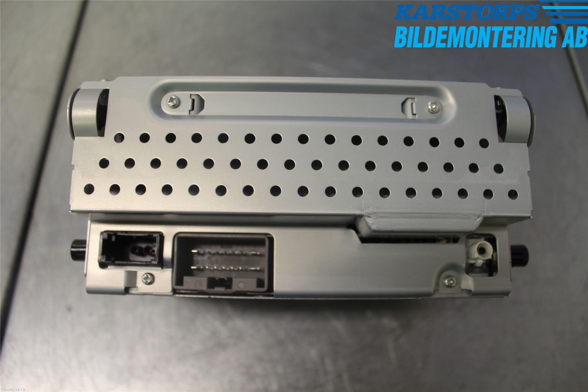 Volvo XC70 08-13 Cd Radio - Multimediapanel