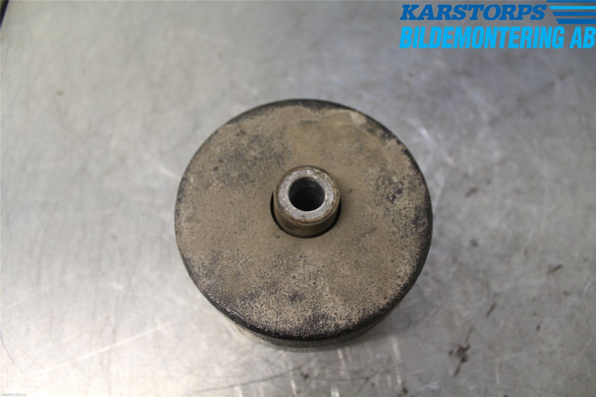 BMW 5 F10/F11/F18 09-17 Vibrationsdämpare