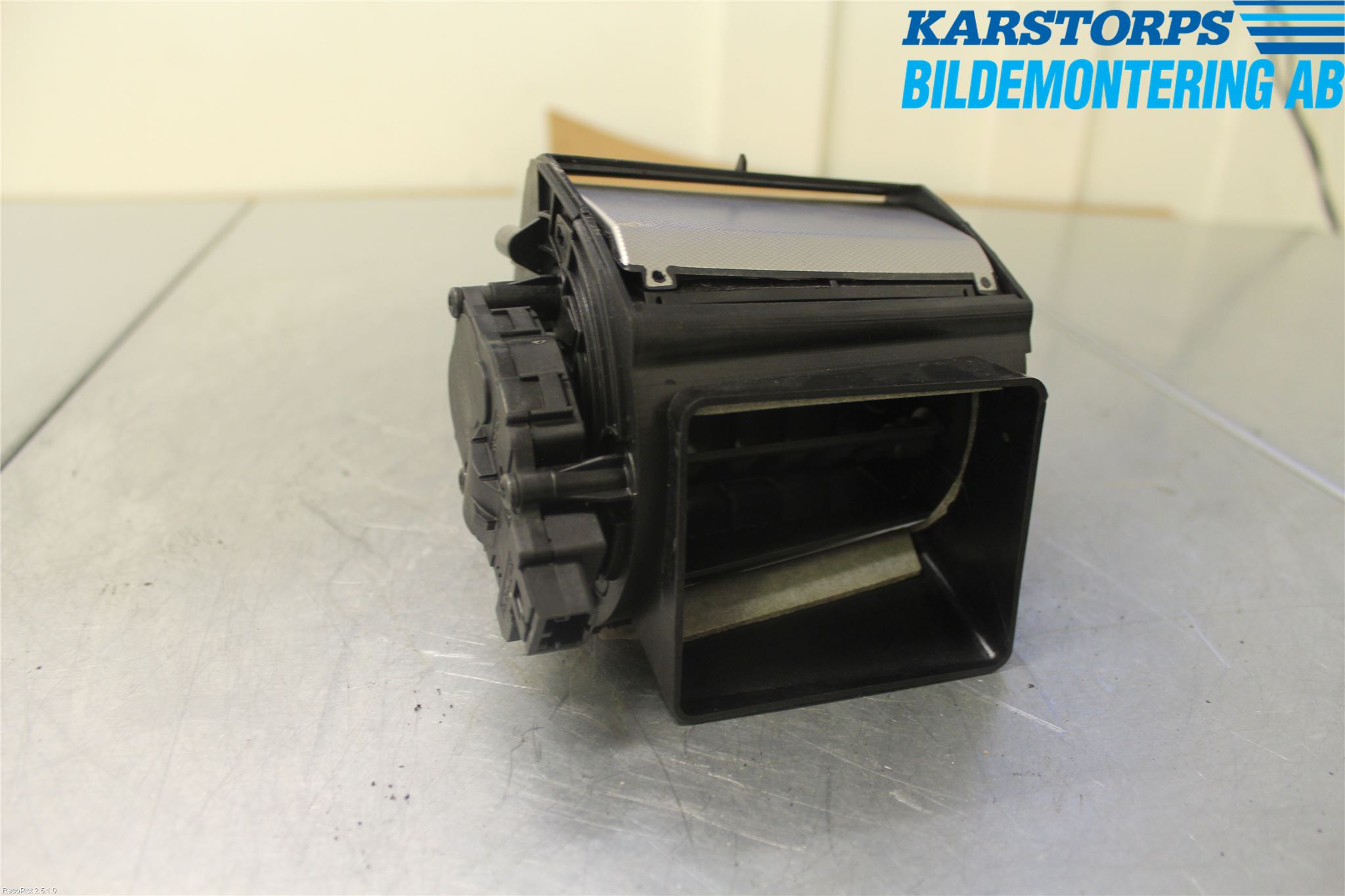 Jaguar XF 08-15 Defrosterkanal-Munstycke