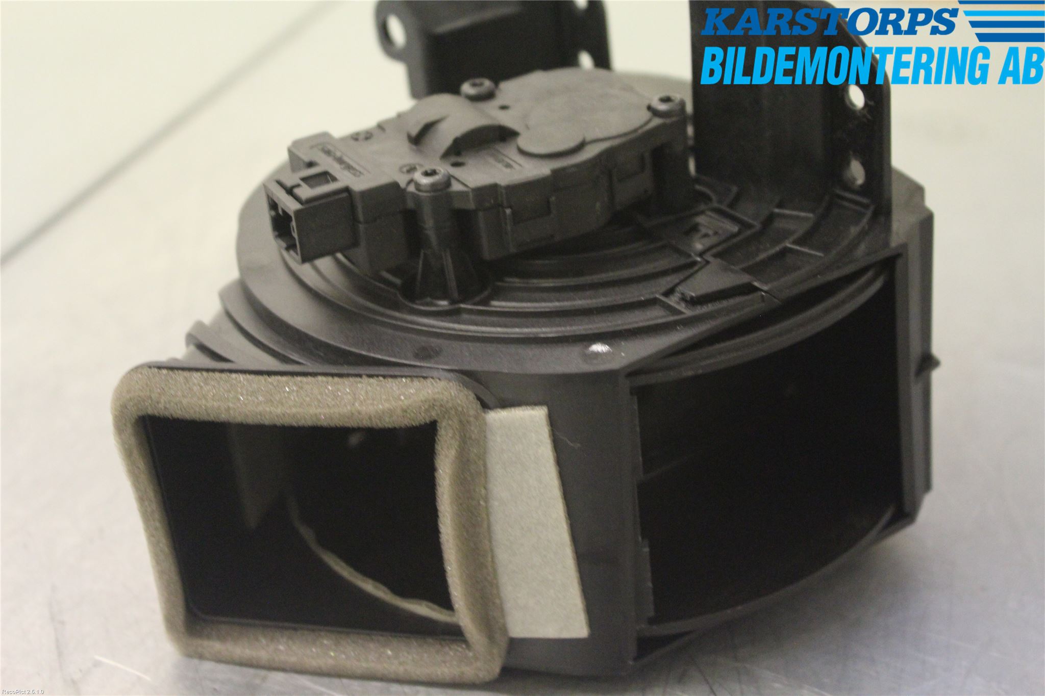 Jaguar XF 08-15 Defrosterkanal-Munstycke