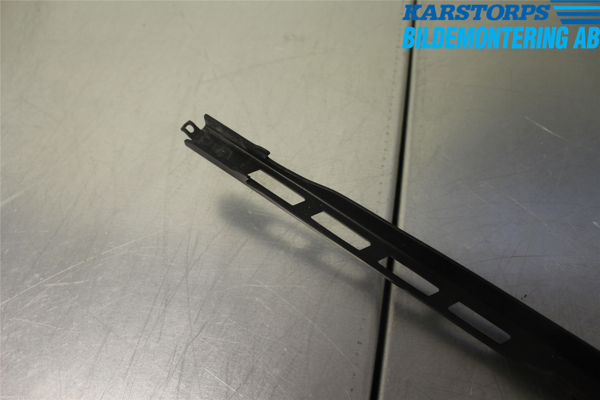 Jaguar XF 08-15 Torkararm Armar Vindruta