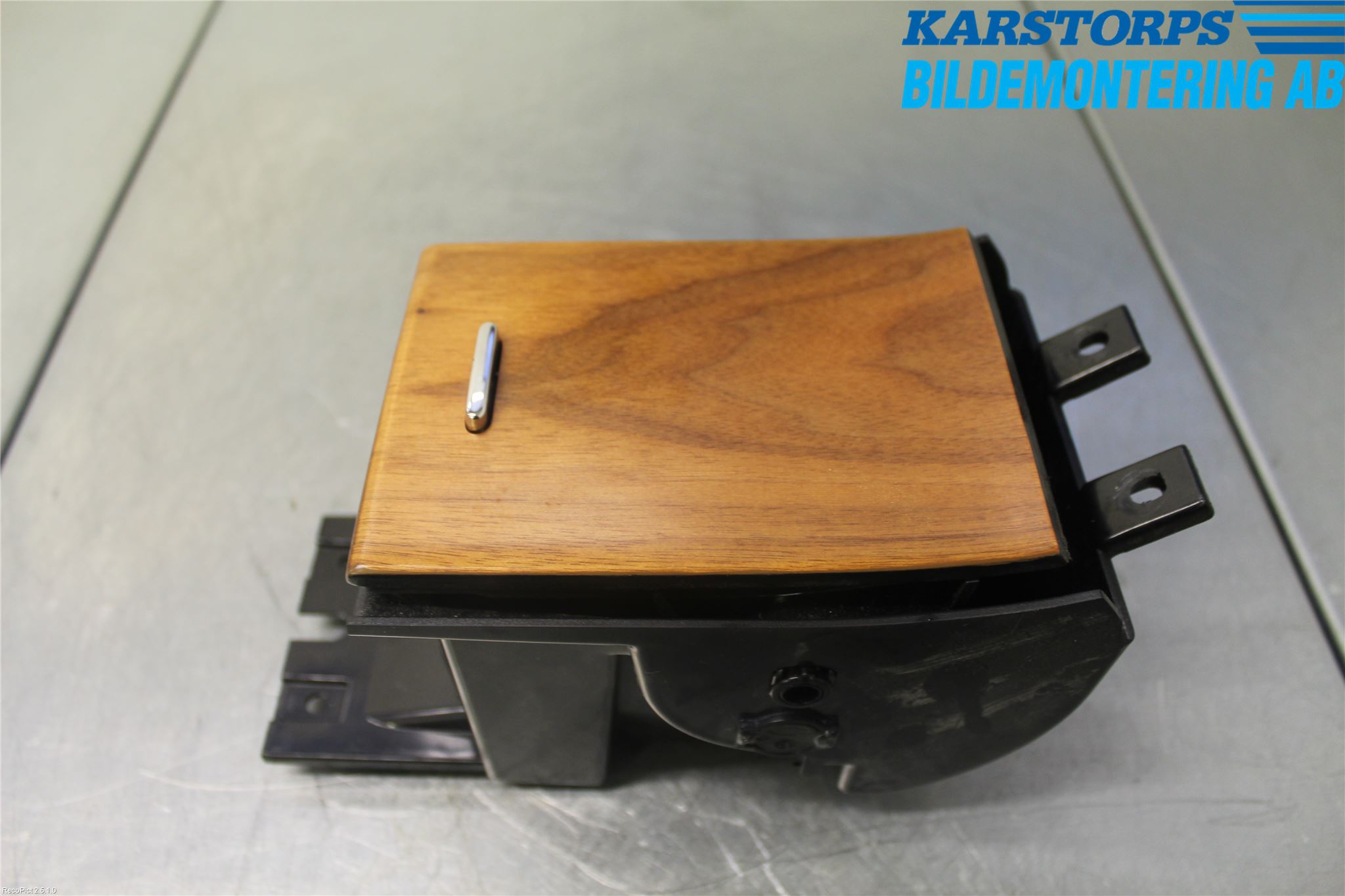 Jaguar XF 08-15 Askkopp