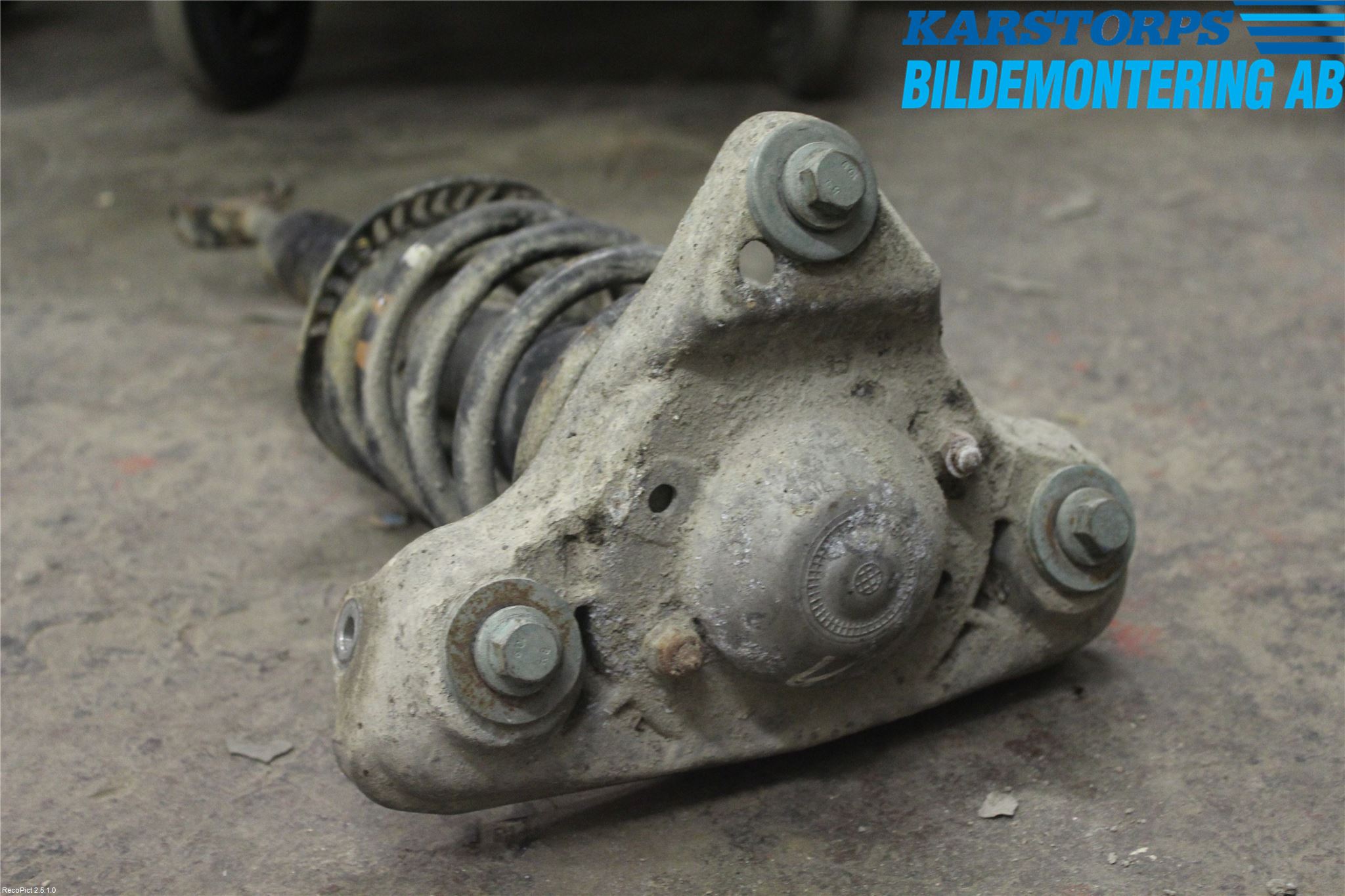 Audi A4/S4 94-99 Fjäderben Fram Vänster