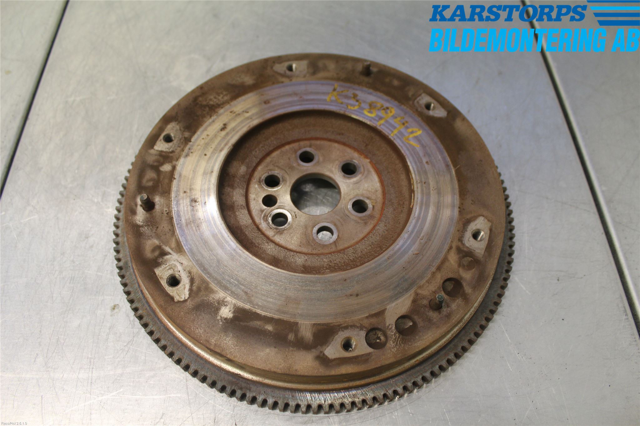 Ford FIESTA     06-08 Svänghjul Man