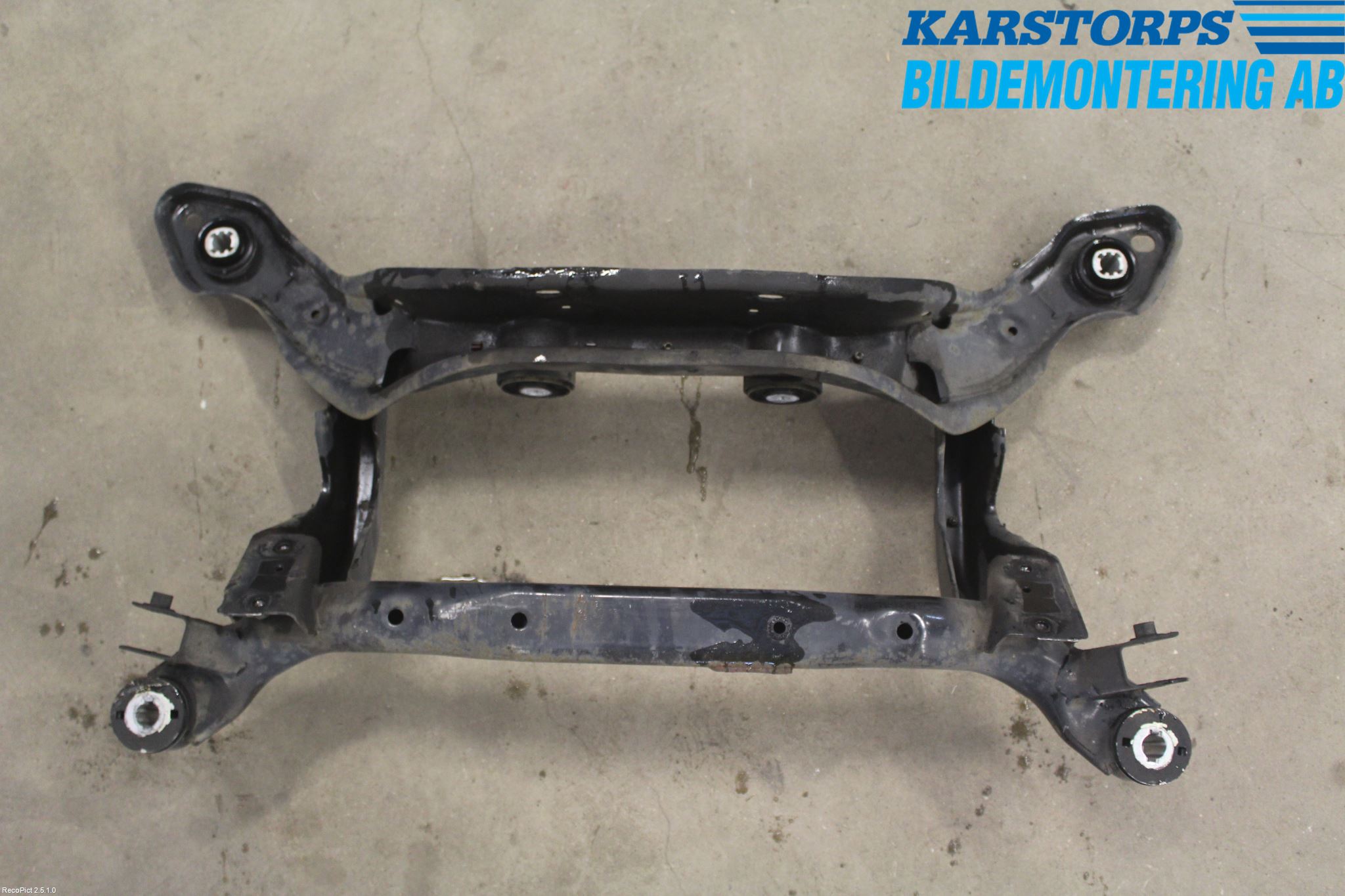 Volvo V60 14-18 Bakaxelbalk