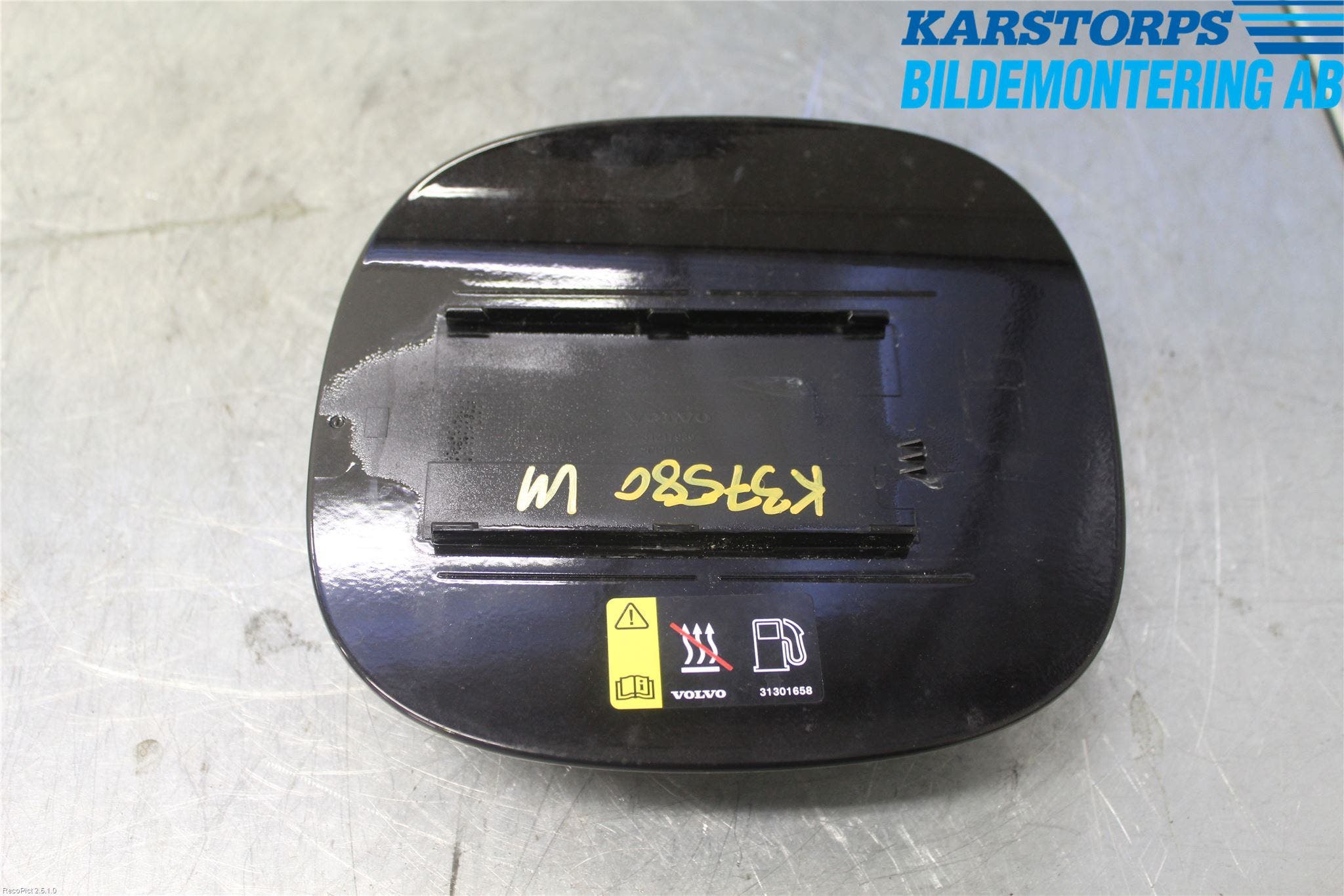 Volvo V60 14-18 Tanklucka