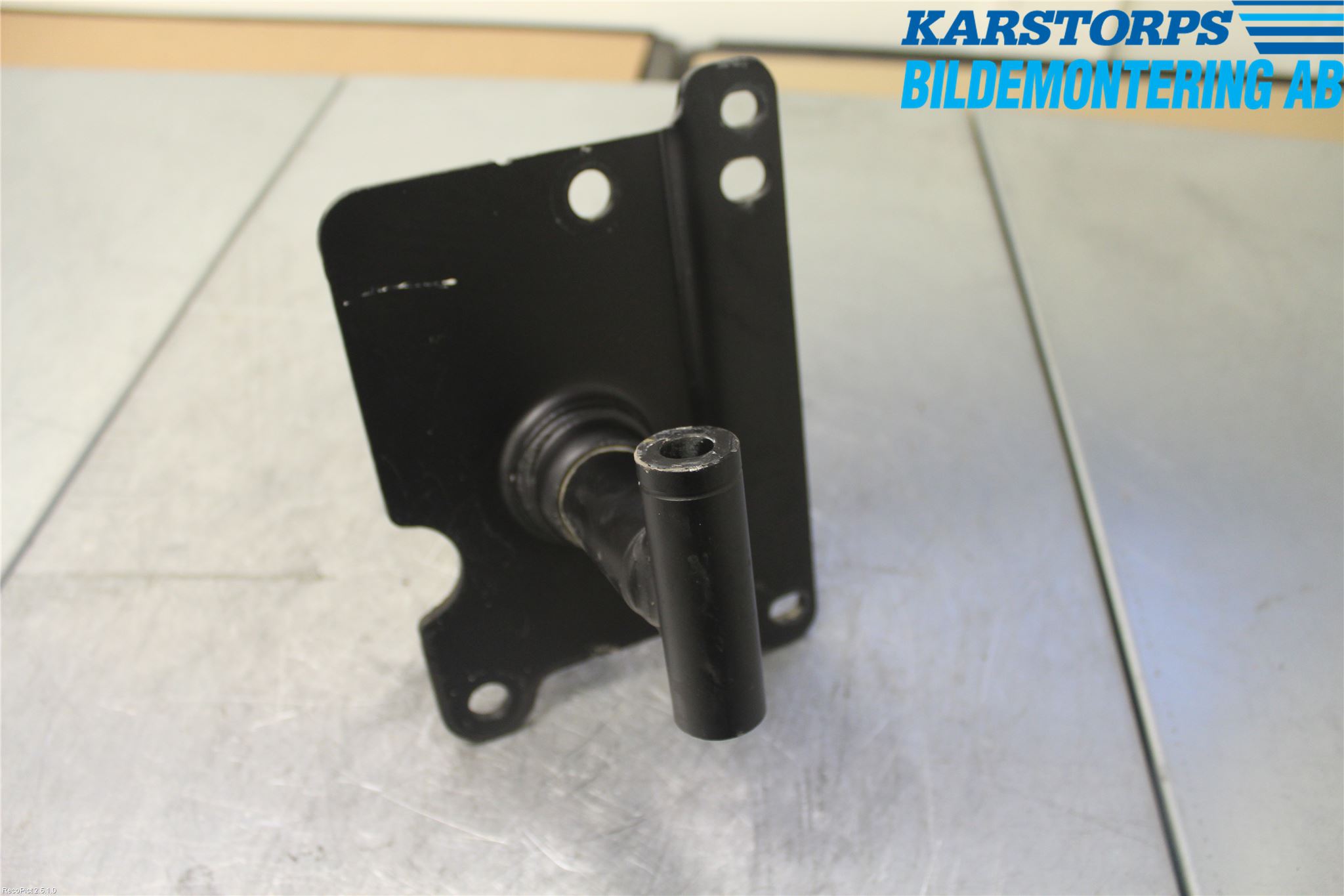 Volkswagen VW BEETLE 98-10 Stötfångarbärjärn Fram