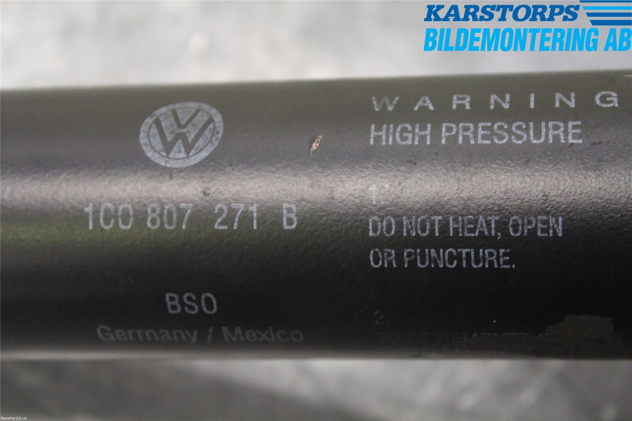 Volkswagen VW BEETLE 98-10 Stötfångarbärjärn Fram