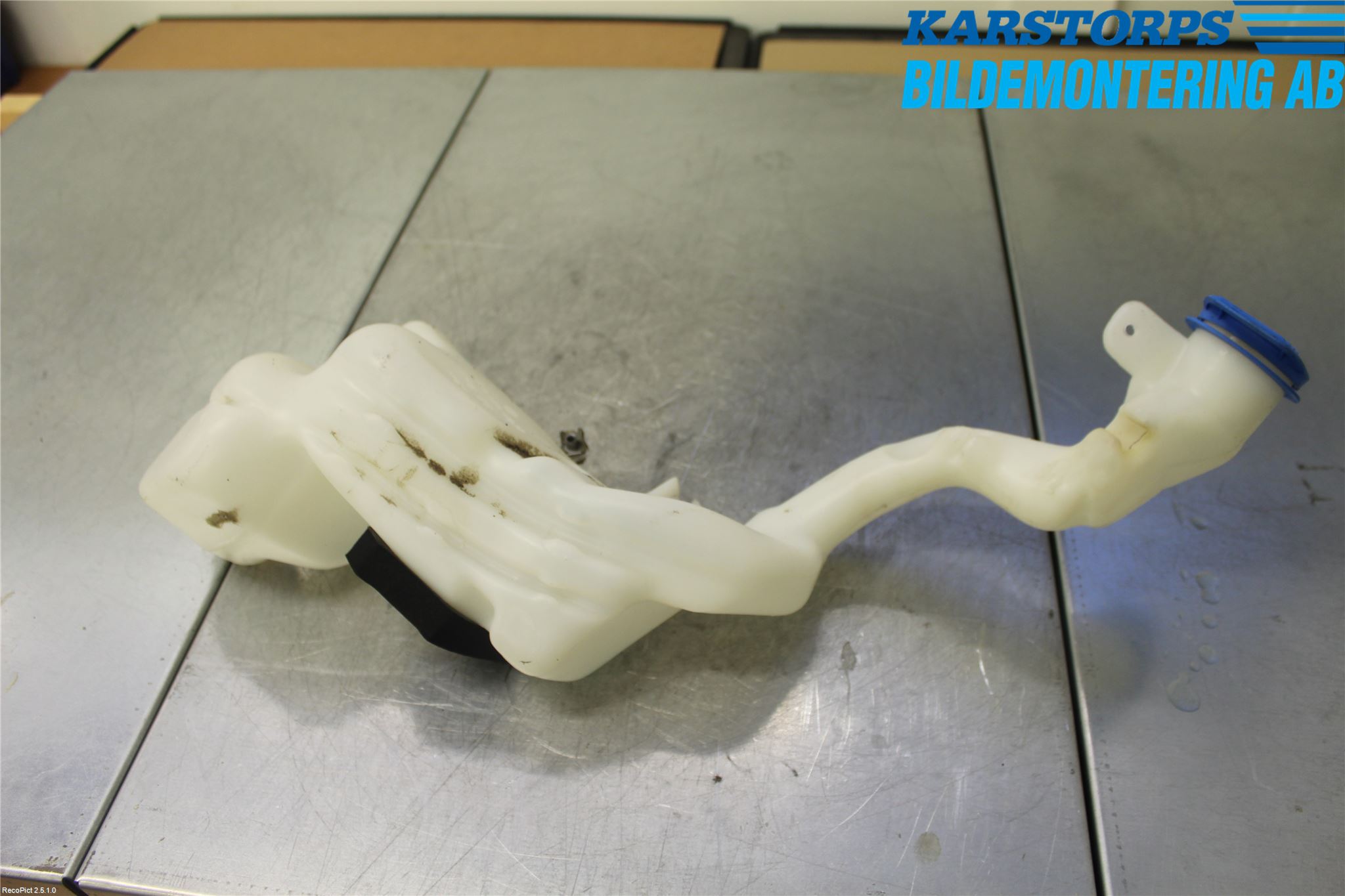 Volkswagen VW BEETLE 98-10 Spolartank Vindruta