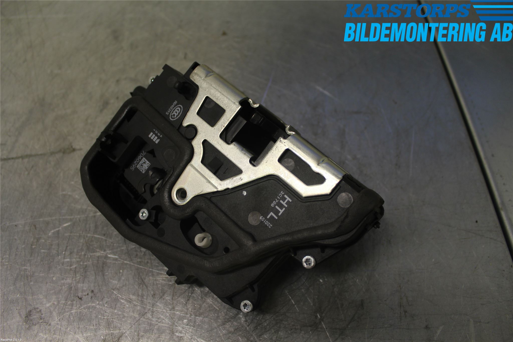 BMW 3 E90/91 SED/TOU 05-12 Låskista-Dörrlås