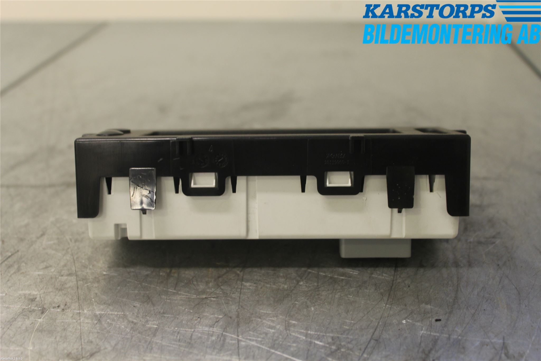 Renault MEGANE III 09-15 Kontrolldisplay