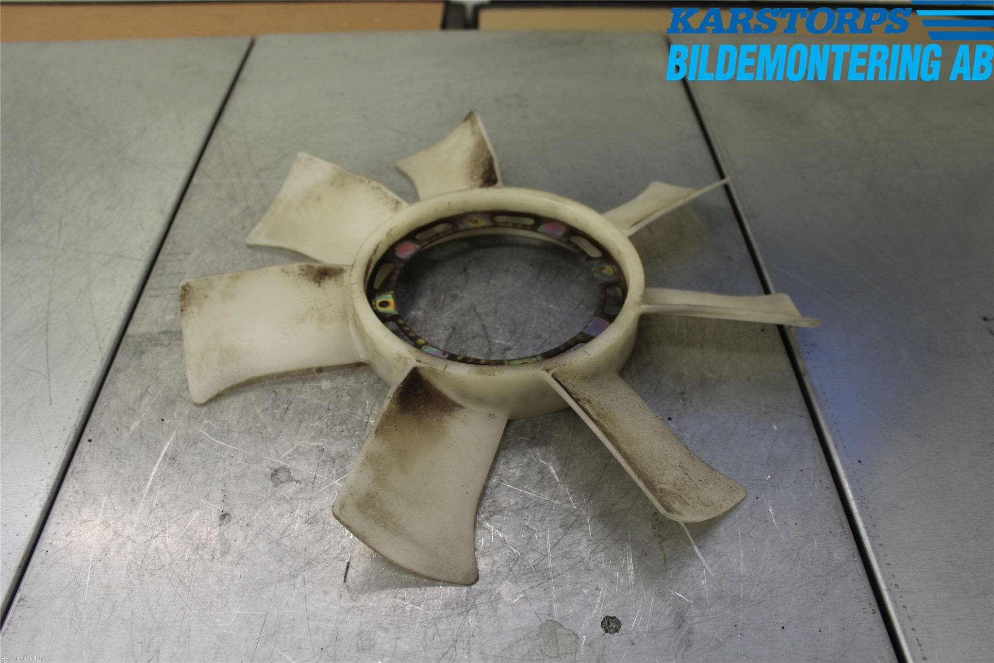 Suzuki GRAND VITARA I 98-05 Kylfläkt-Vinge