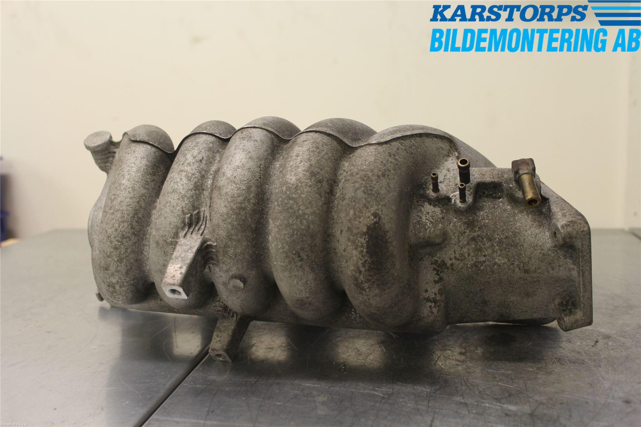 Volvo S70/V70/XC  97-00 Grenrör Insug