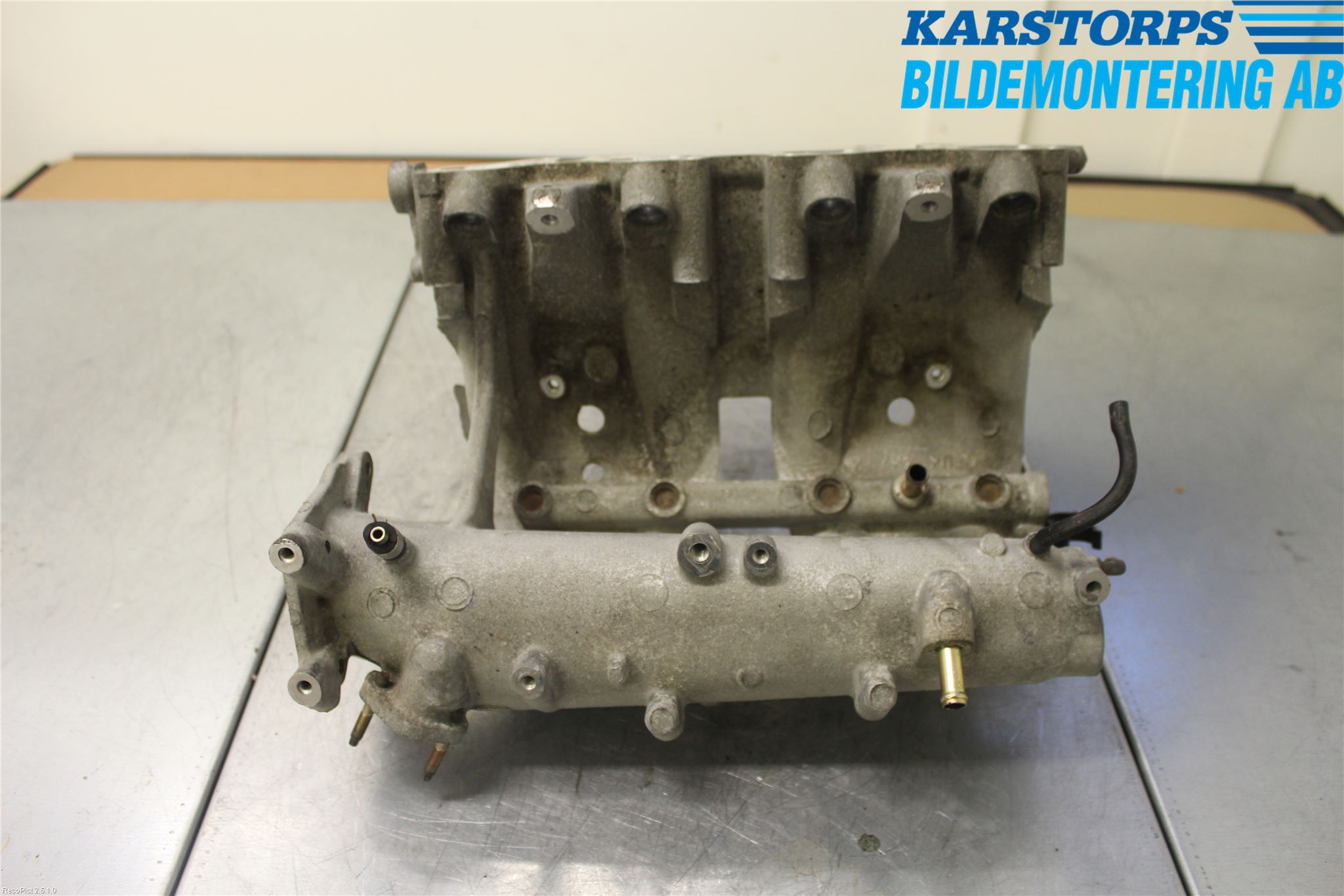 Nissan ALMERA    00-06 Grenrör Insug