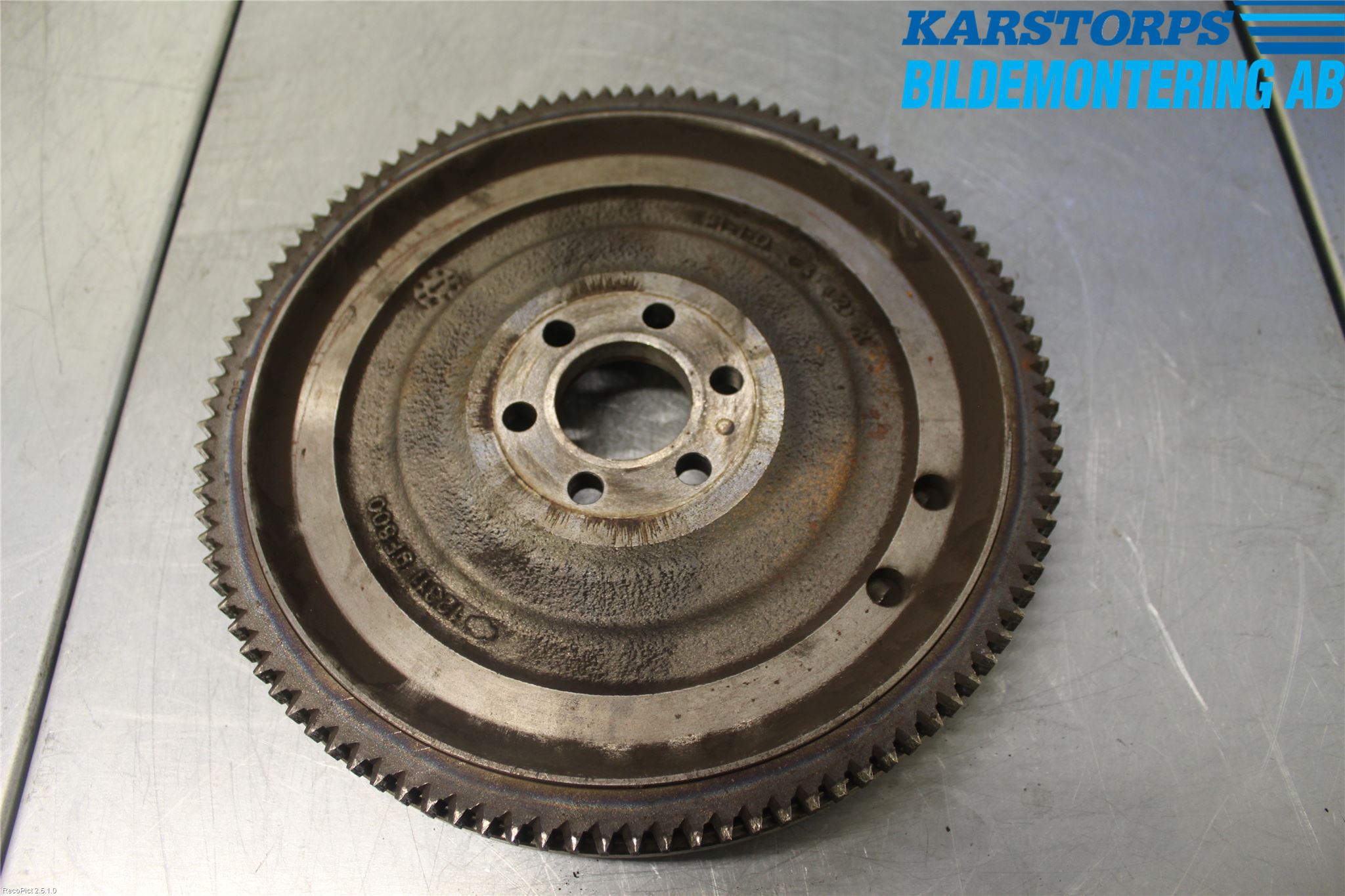 Nissan ALMERA    00-06 Svänghjul Man