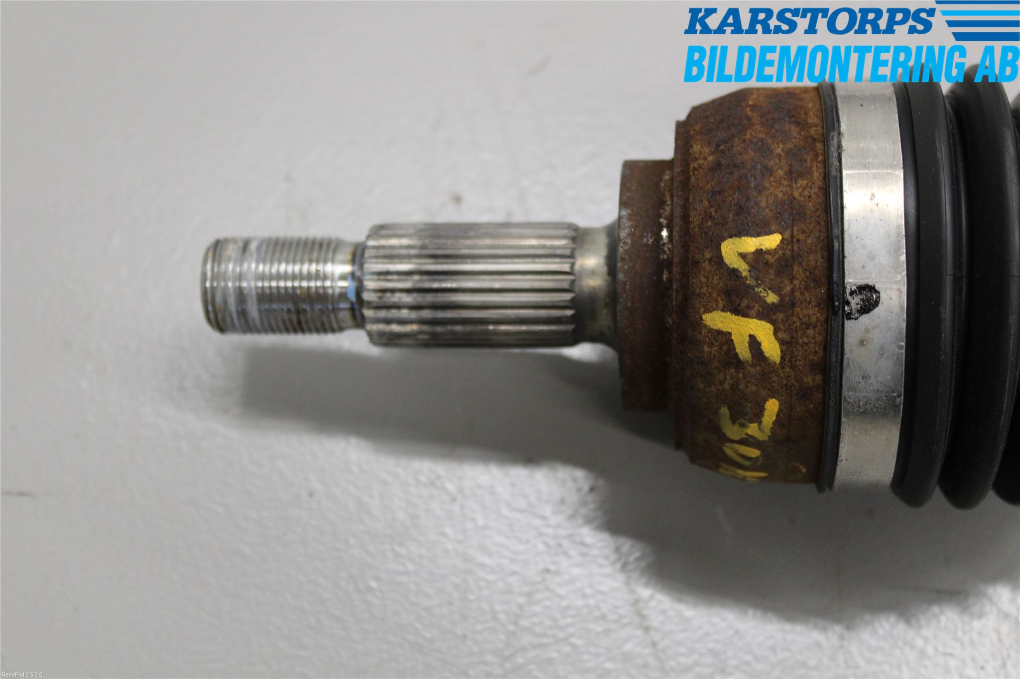 Renault CLIO III  09-12 Drivaxel Fram Vänster