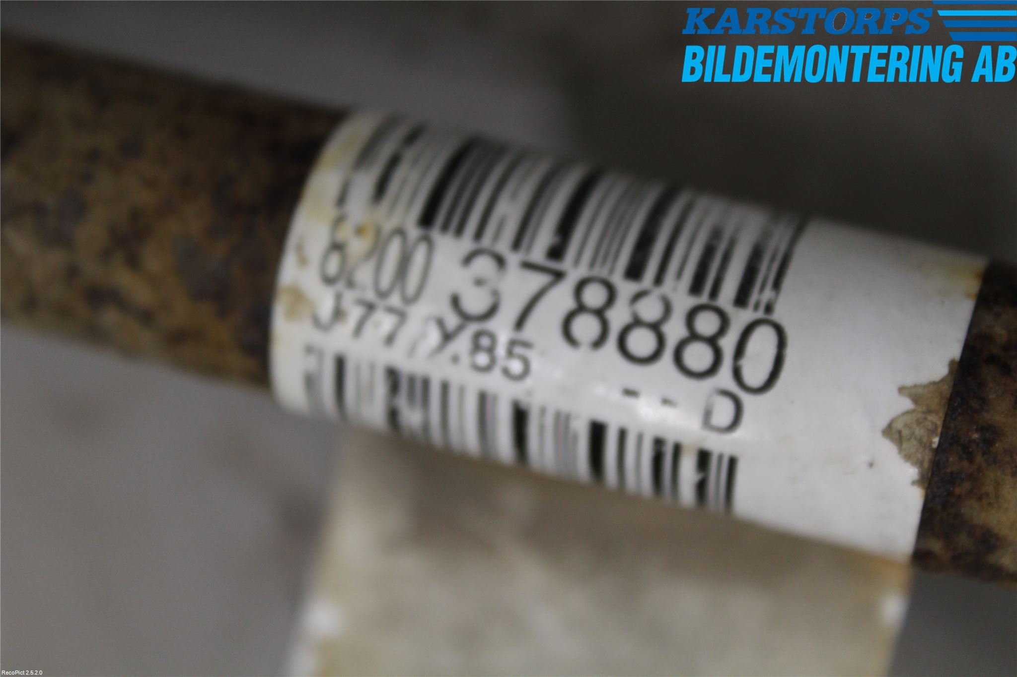 Renault CLIO III  09-12 Drivaxel Fram Höger