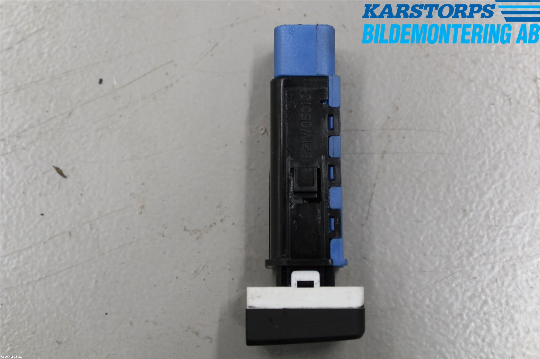 Hyundai i20 PB 09-14 Strömställare Stolvärme