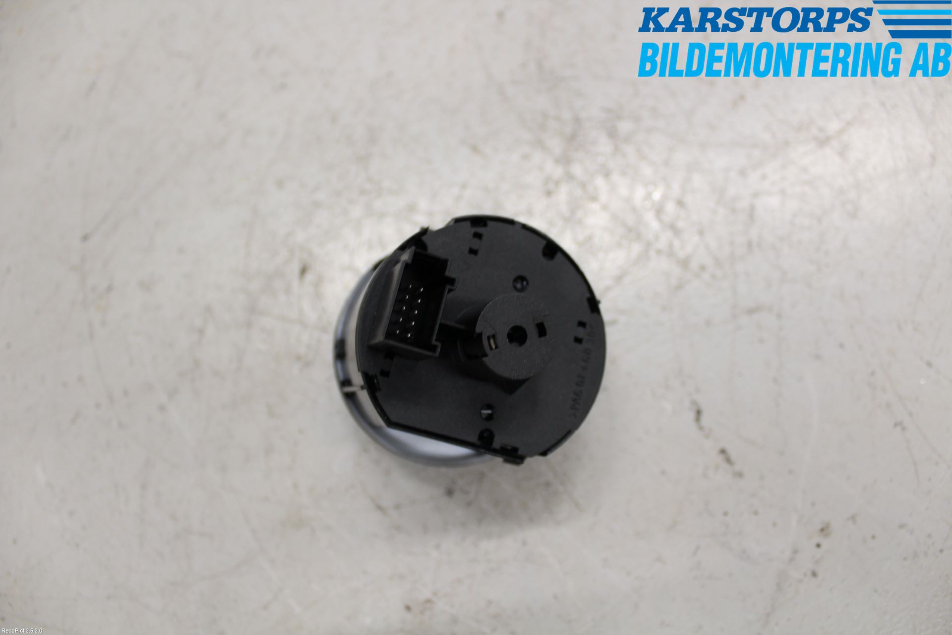 Volkswagen VW PASSAT 11-14 Strömställare Ljus