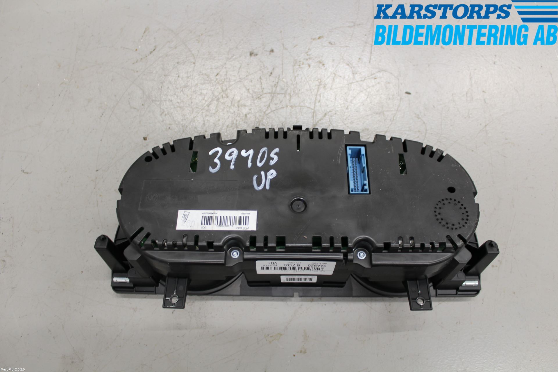 Volkswagen VW PASSAT 11-14 Instrument Komb