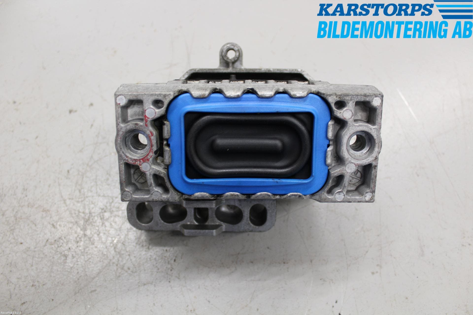 Volkswagen VW PASSAT 11-14 Motorfäste