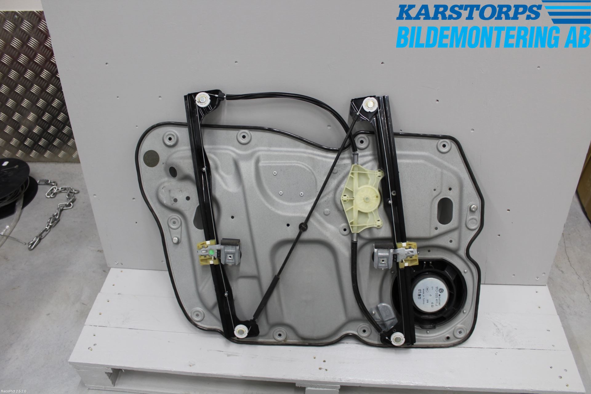 Volkswagen VW CADDY      04-10 Fönsterhiss El Kompl