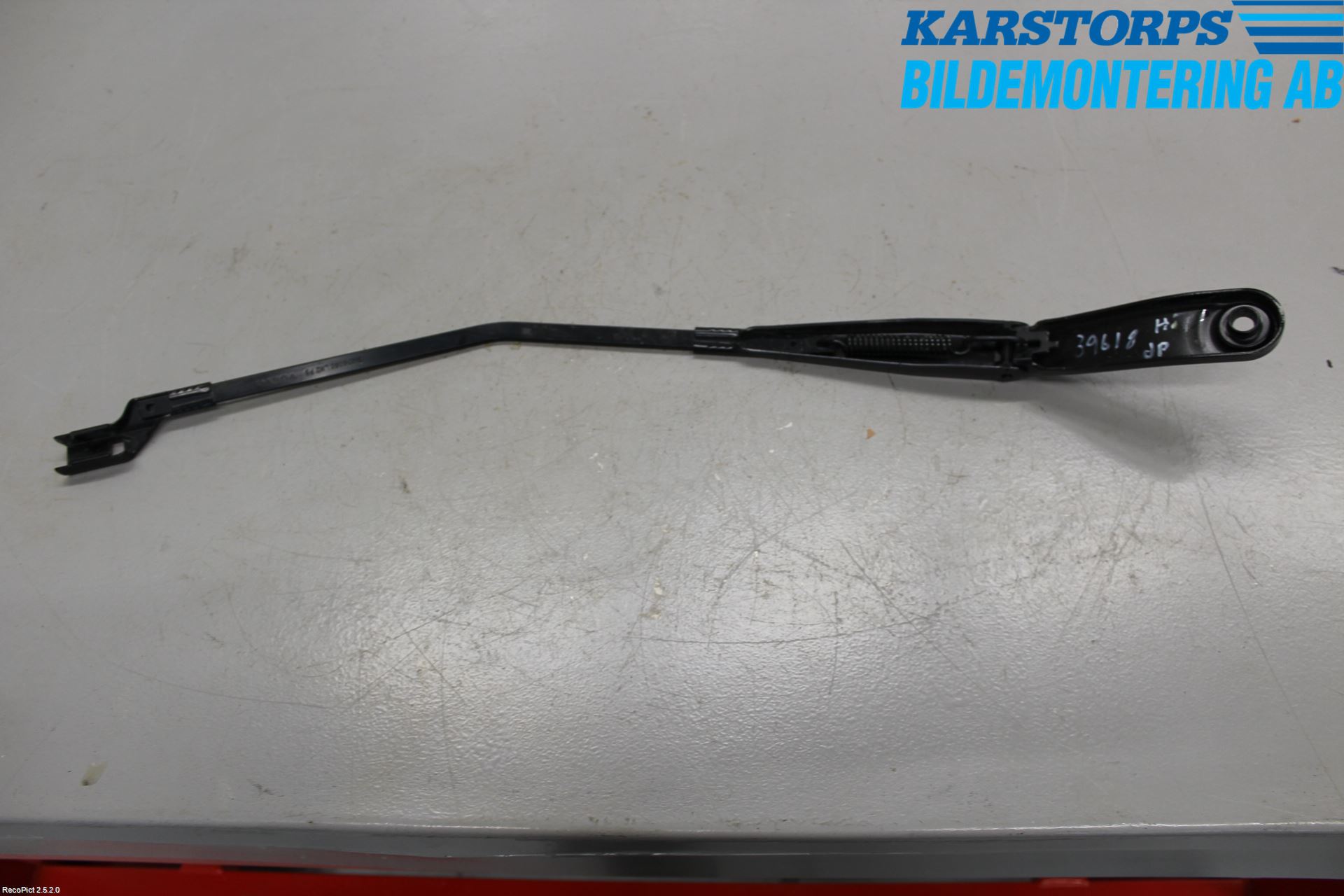 Volvo V40 12-19 Torkararm Armar Vindruta