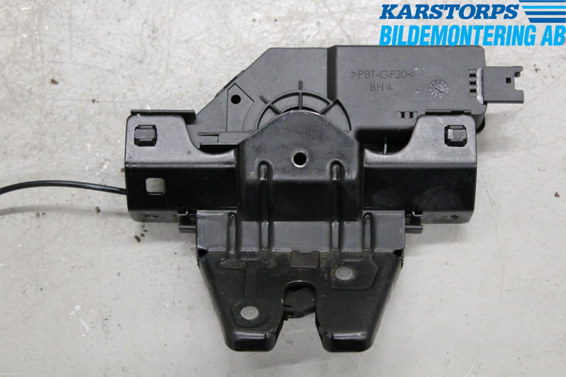 BMW 1 E87/81 5D/3D 03-11 Låskista Baklucka