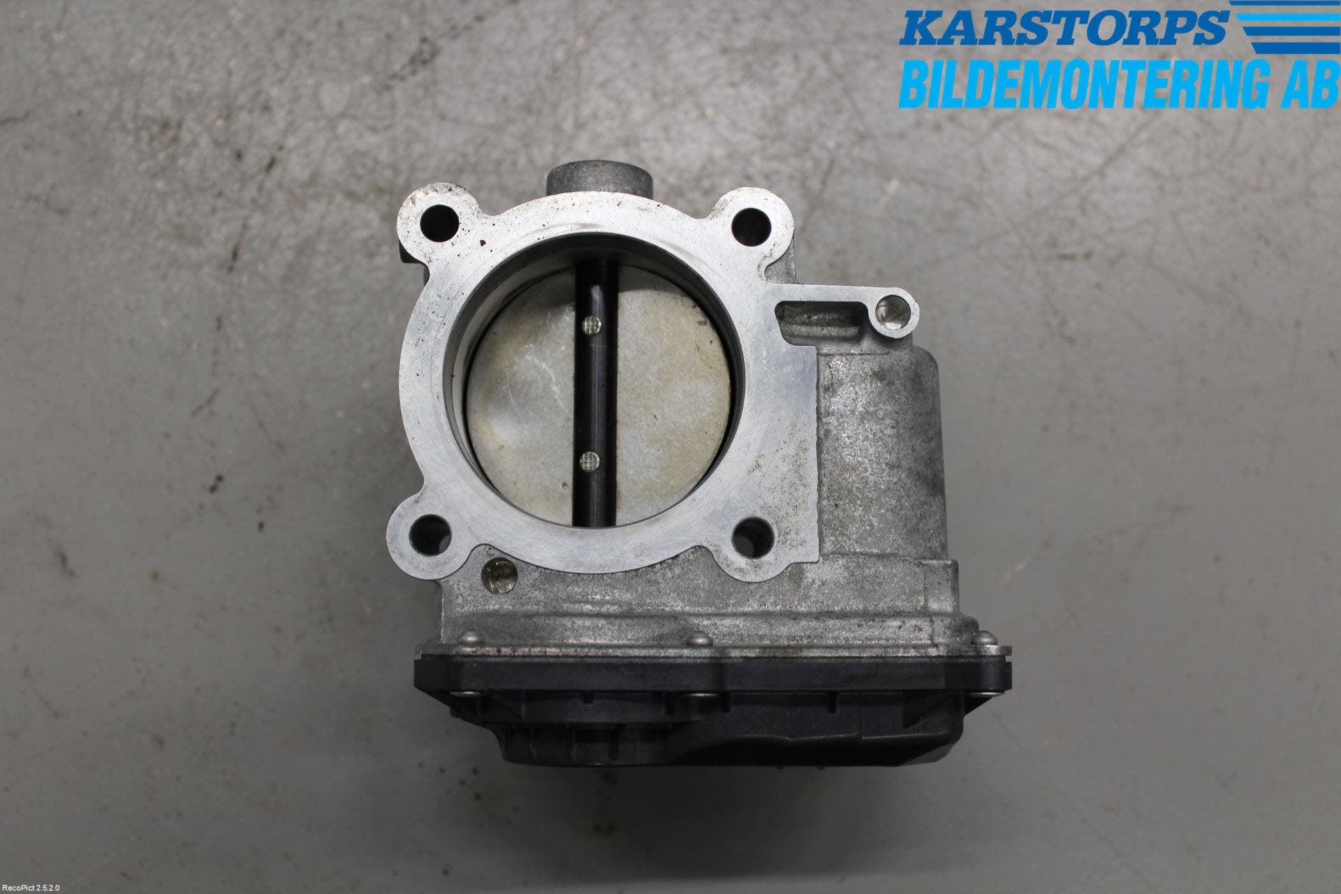 Volvo V40 12-19 Injspjällhus