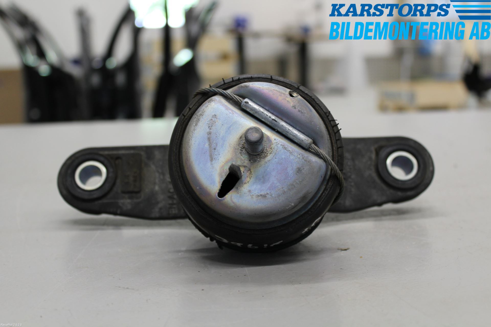 Volvo V40 12-19 Motorkudde