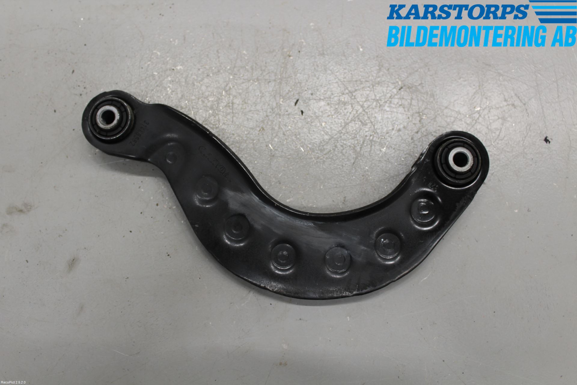 Volvo V40 12-19 Bärarm Bak Övre Vänster