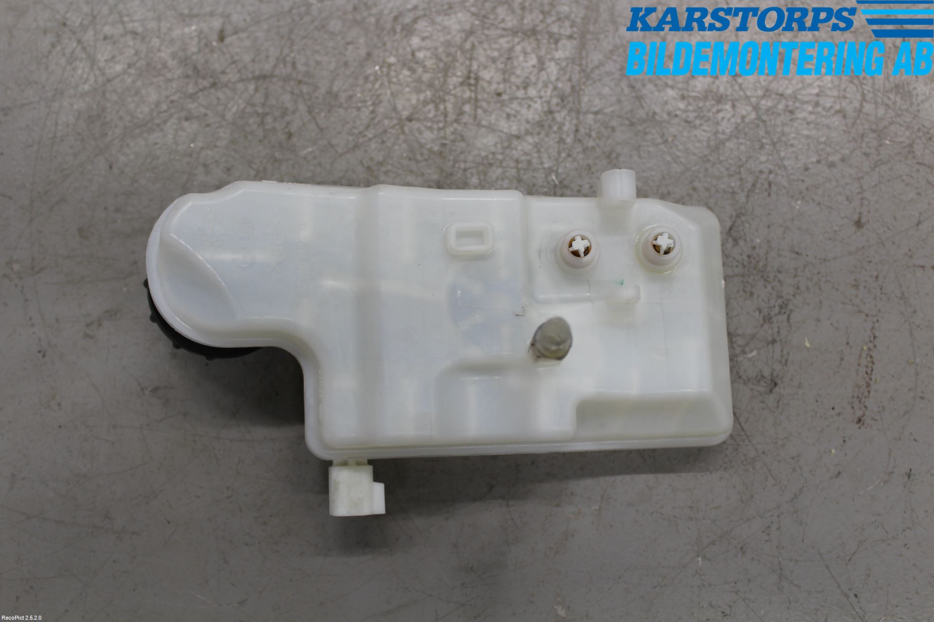 Volvo V40 12-19 Bromsvätskebehållare