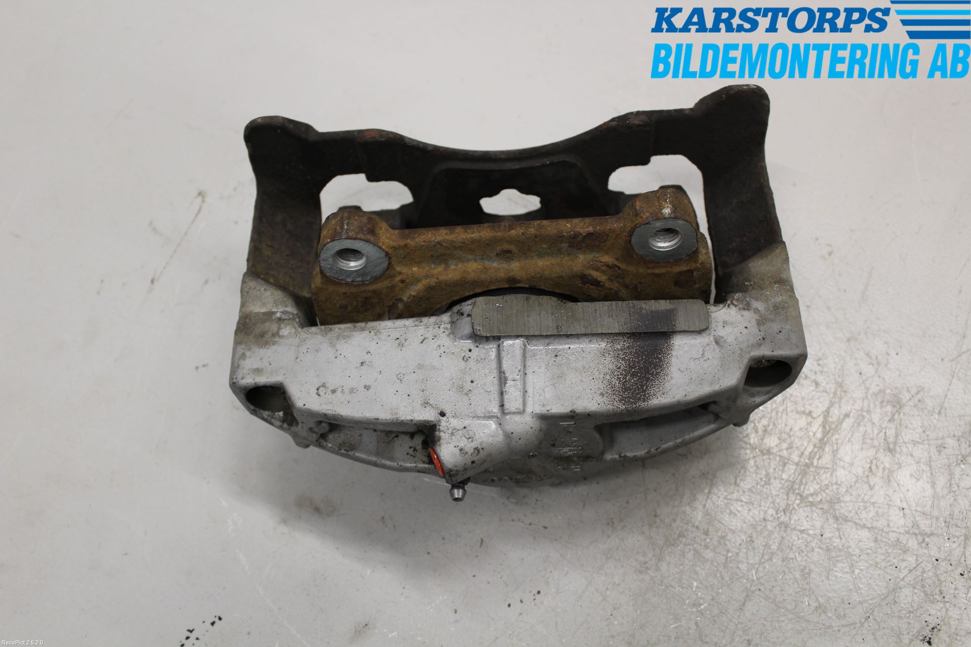 Volvo V70 08-13 Bromsok Fram Höger