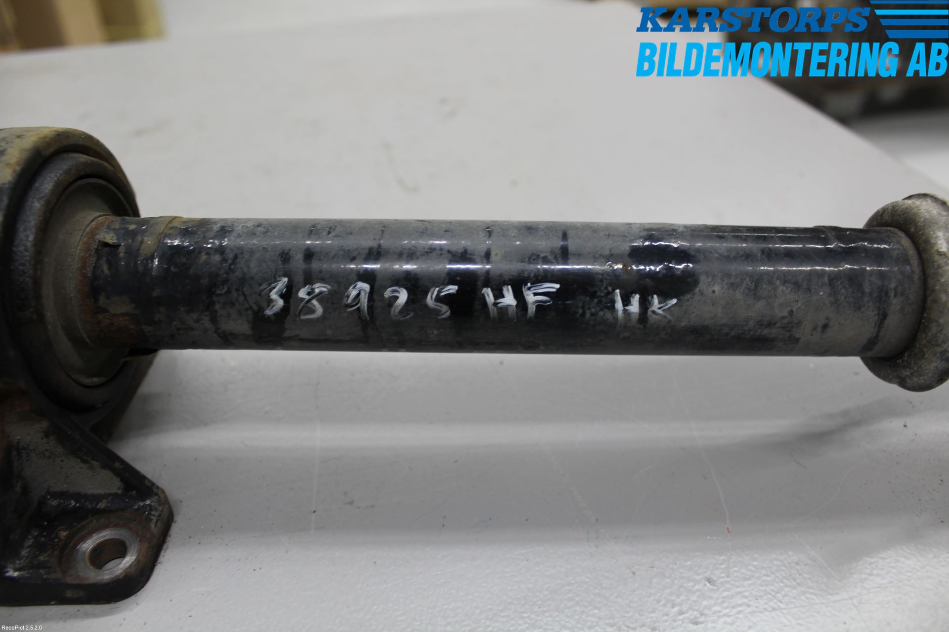 Toyota AVENSIS 03-06 Drivaxel Fram Höger