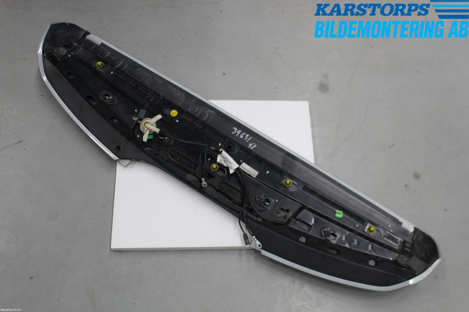 Volvo V60 14-18 Spoiler Baklucka