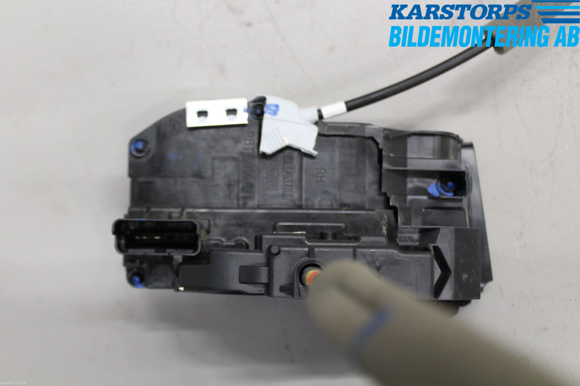 Nissan QASHQAI 14-17 Låskista-Dörrlås