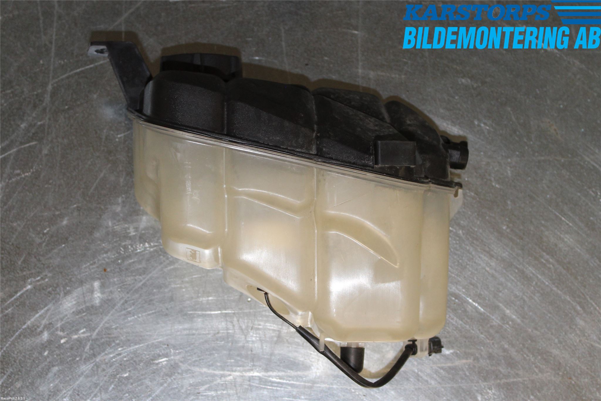 Volvo XC70 14-16 Expansionstank