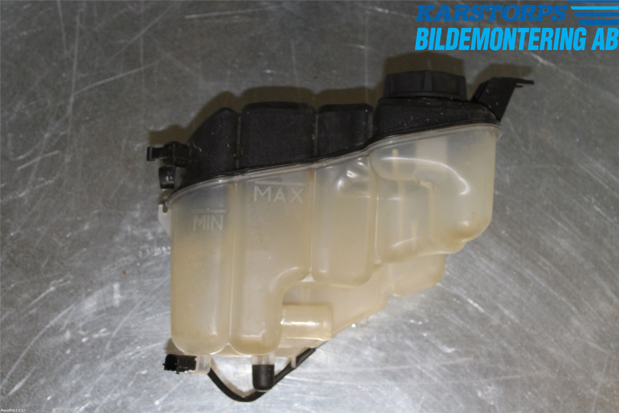 Volvo XC70 14-16 Expansionstank